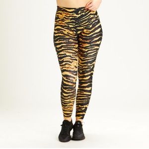 ADAM SELMAN SPORT FRENCH CUT LEGGING TIGER - XL